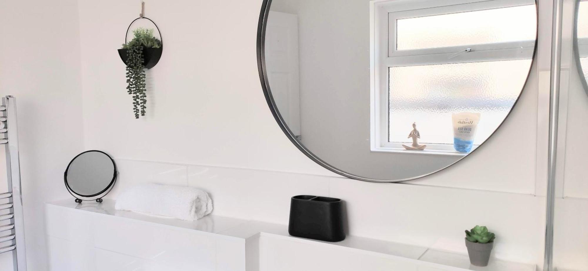 Дом отдыха - 3 Bedroom House - Winifred St. *